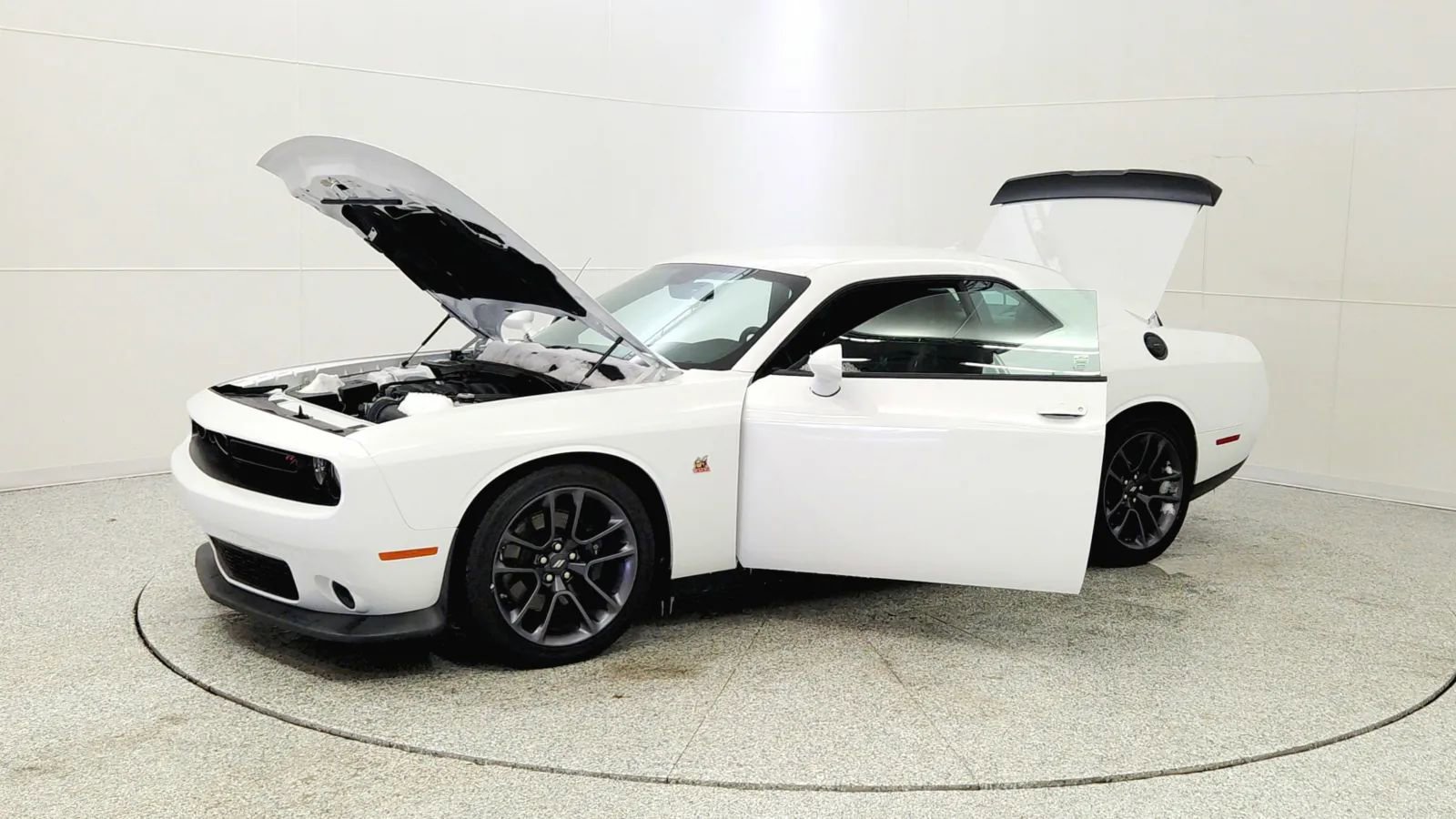 Used 2023 Dodge Challenger R/T Scat Pack w/ Plus Package image 10