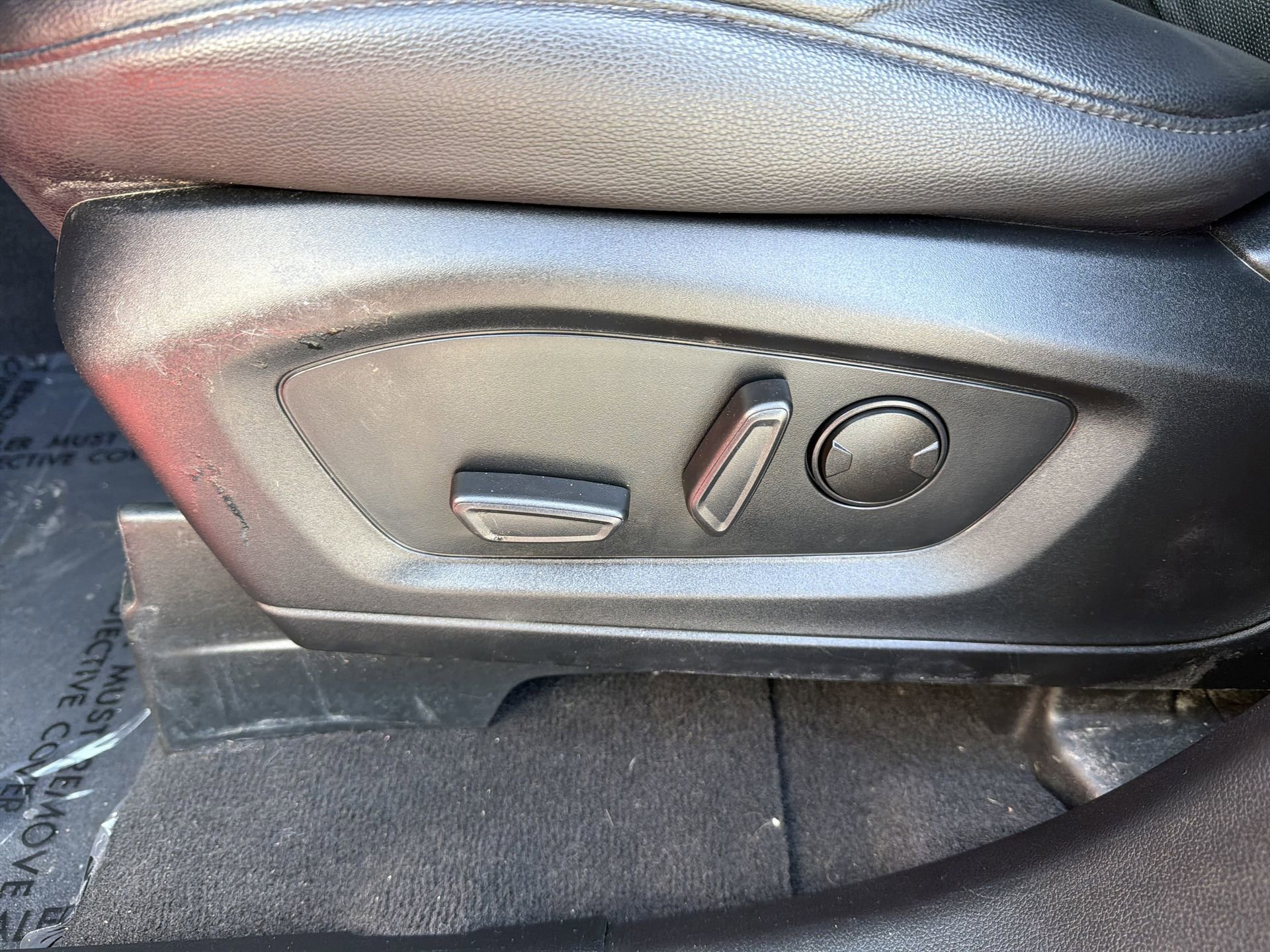 Certified 2023 Ford Explorer Limited w/ Equipment Group 301A image 17