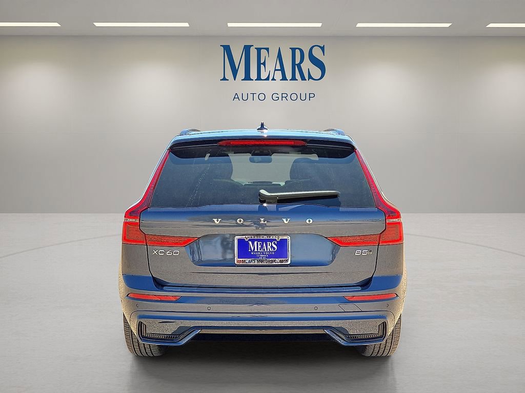 New 2026 Volvo XC60 B5 Plus w/ Protection Package Premier AWD/4WD image 4