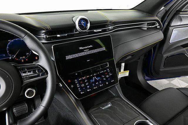 New 2025 Maserati Grecale GT AWD/4WD image 15