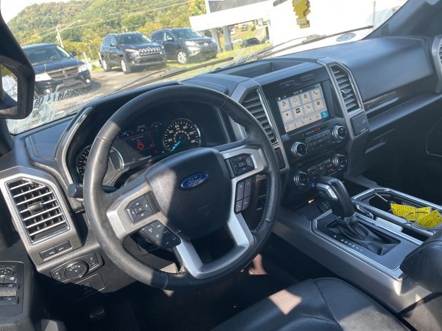 Used 2016 Ford F150 Platinum w/ Trailer Tow Package image 13