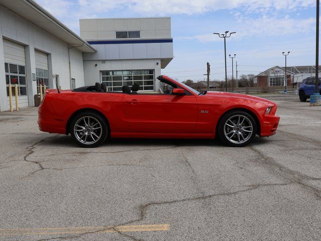 Used 2013 Ford Mustang GT image 9