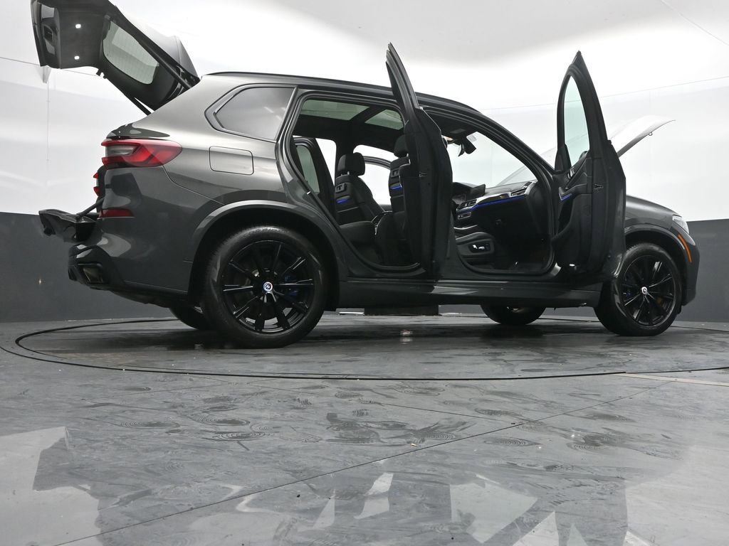Used 2023 BMW X5 M50i w/ Executive Package AWD/4WD image 70