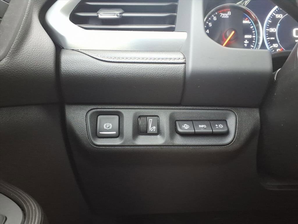 Used 2020 GMC Acadia SLT w/ Driver Alert Package II image 17