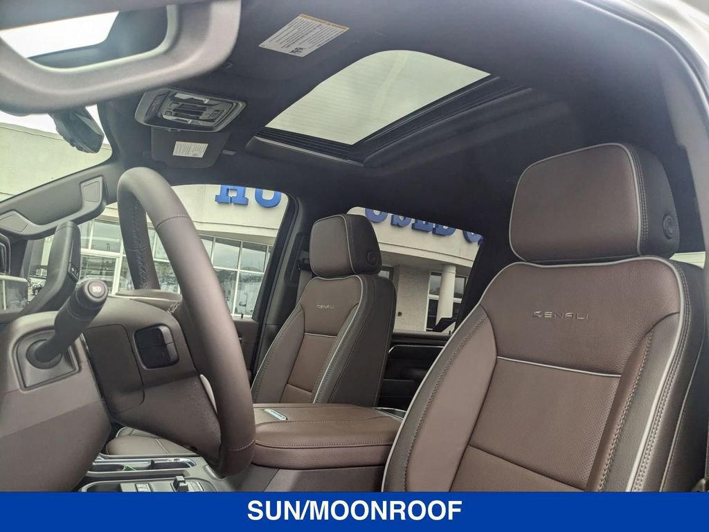 New 2025 GMC Sierra 3500 Denali w/ Denali Reserve Package image 15