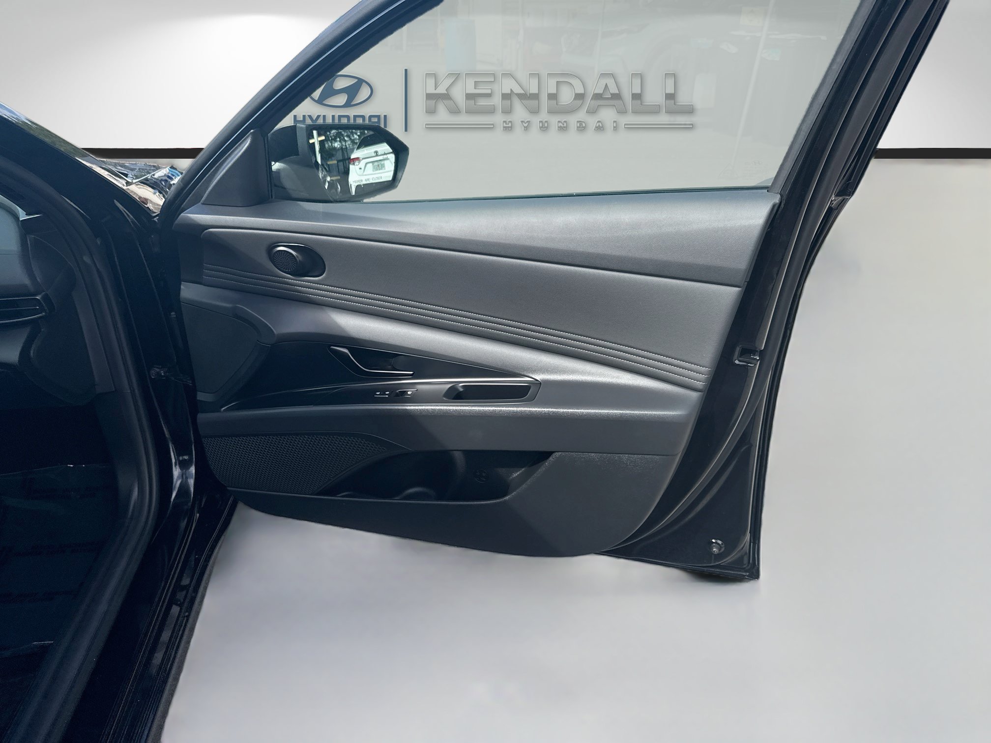 Used 2026 Hyundai Elantra SEL Sport FWD image 30