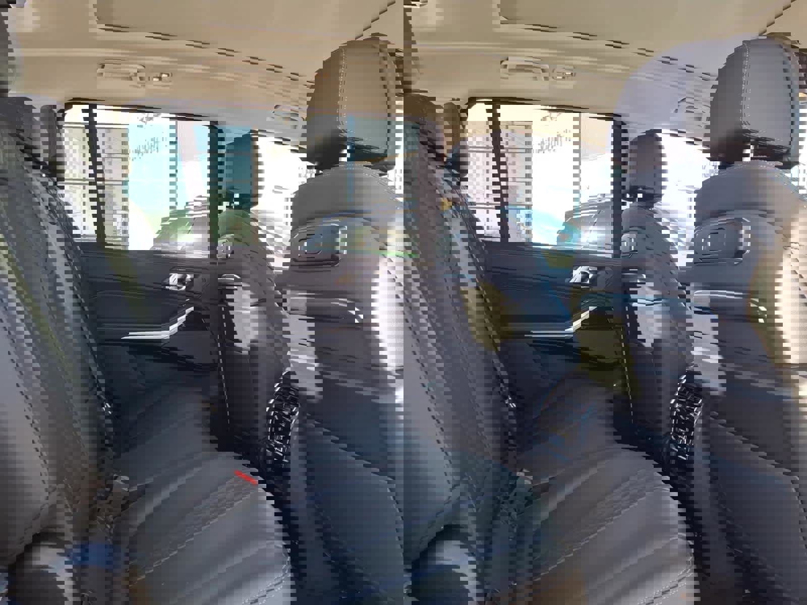 Used 2025 BMW X7 xDrive40i image 11