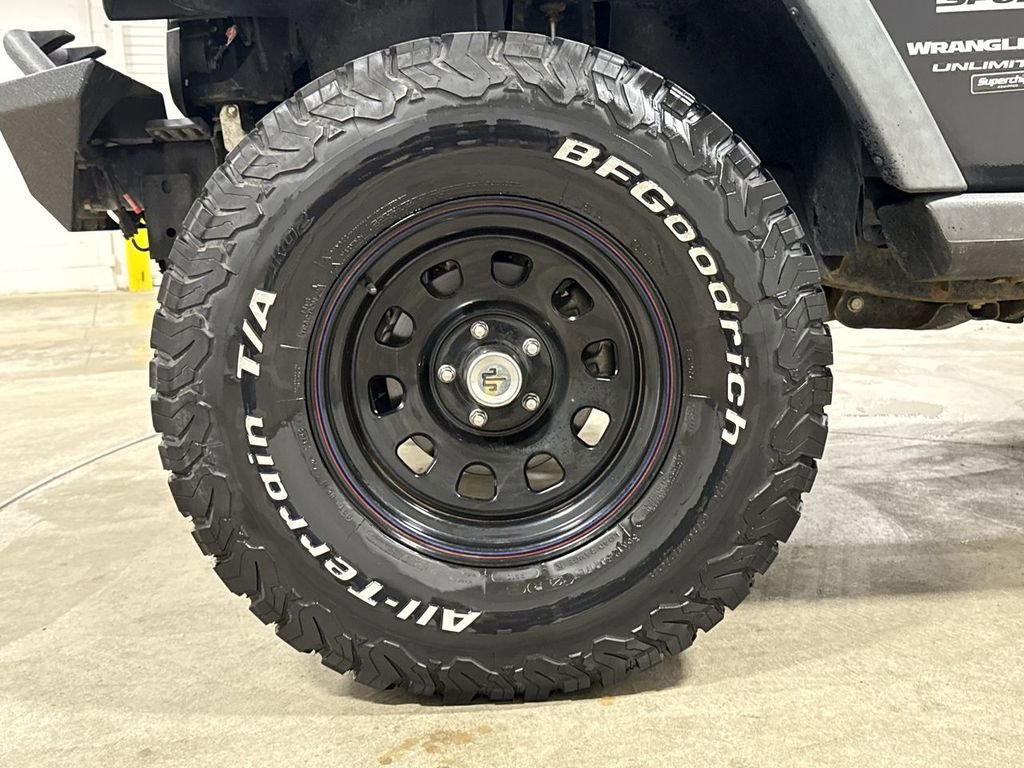 Used 2018 Jeep Wrangler Unlimited Sport S image 24