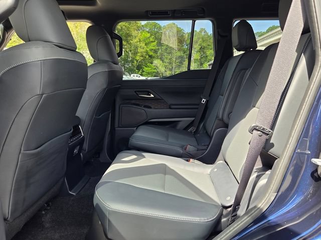 Used 2024 Lexus GX 550 AWD/4WD image 11