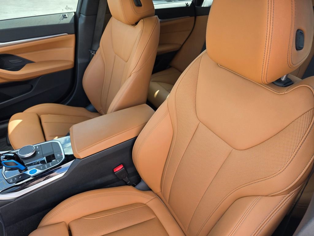 Certified 2023 BMW i4 eDrive35 w/ Premium Package image 10