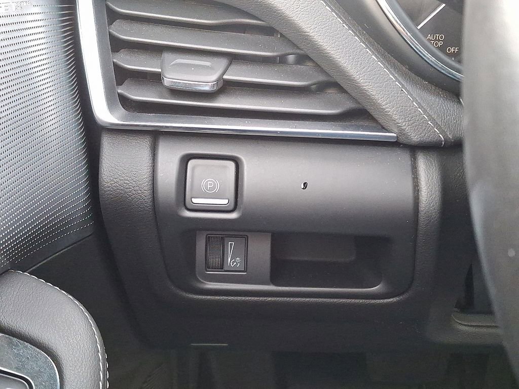 Used 2023 Cadillac CT5 Luxury w/ Sun And Sound Package image 27