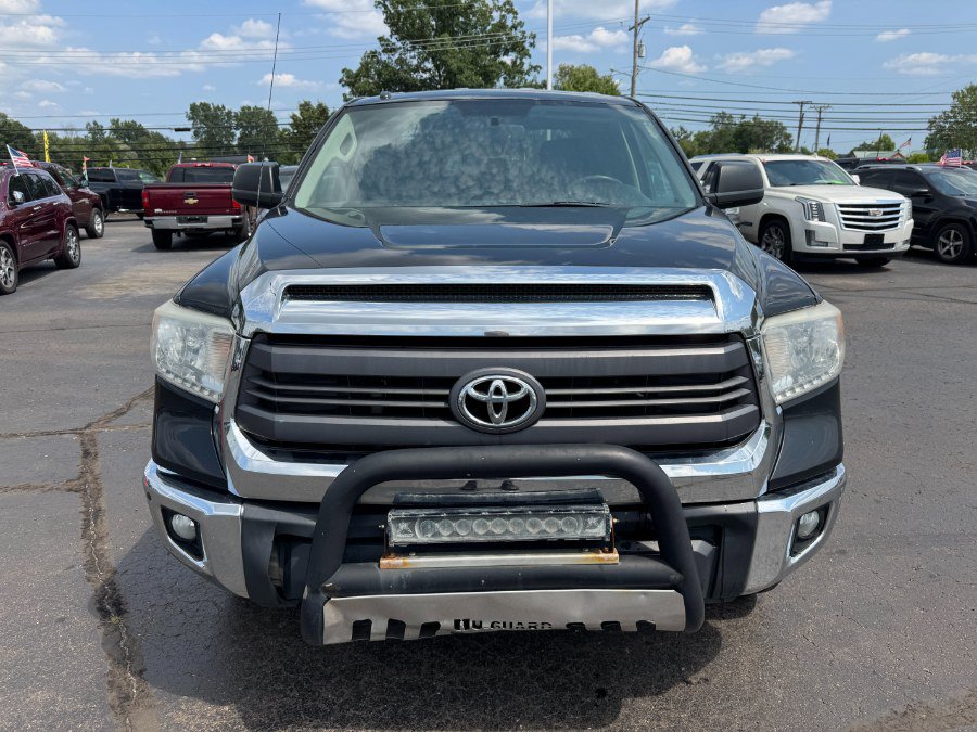 Used 2015 Toyota Tundra SR5 AWD/4WD image 8