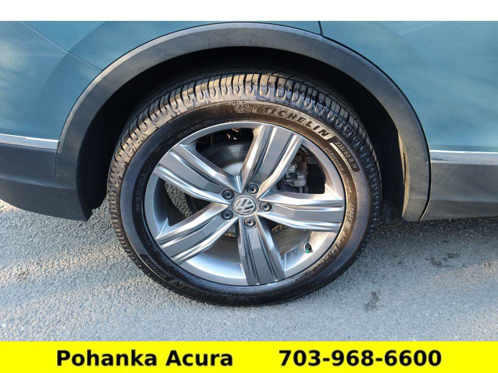 Used 2021 Volkswagen Tiguan SEL image 32