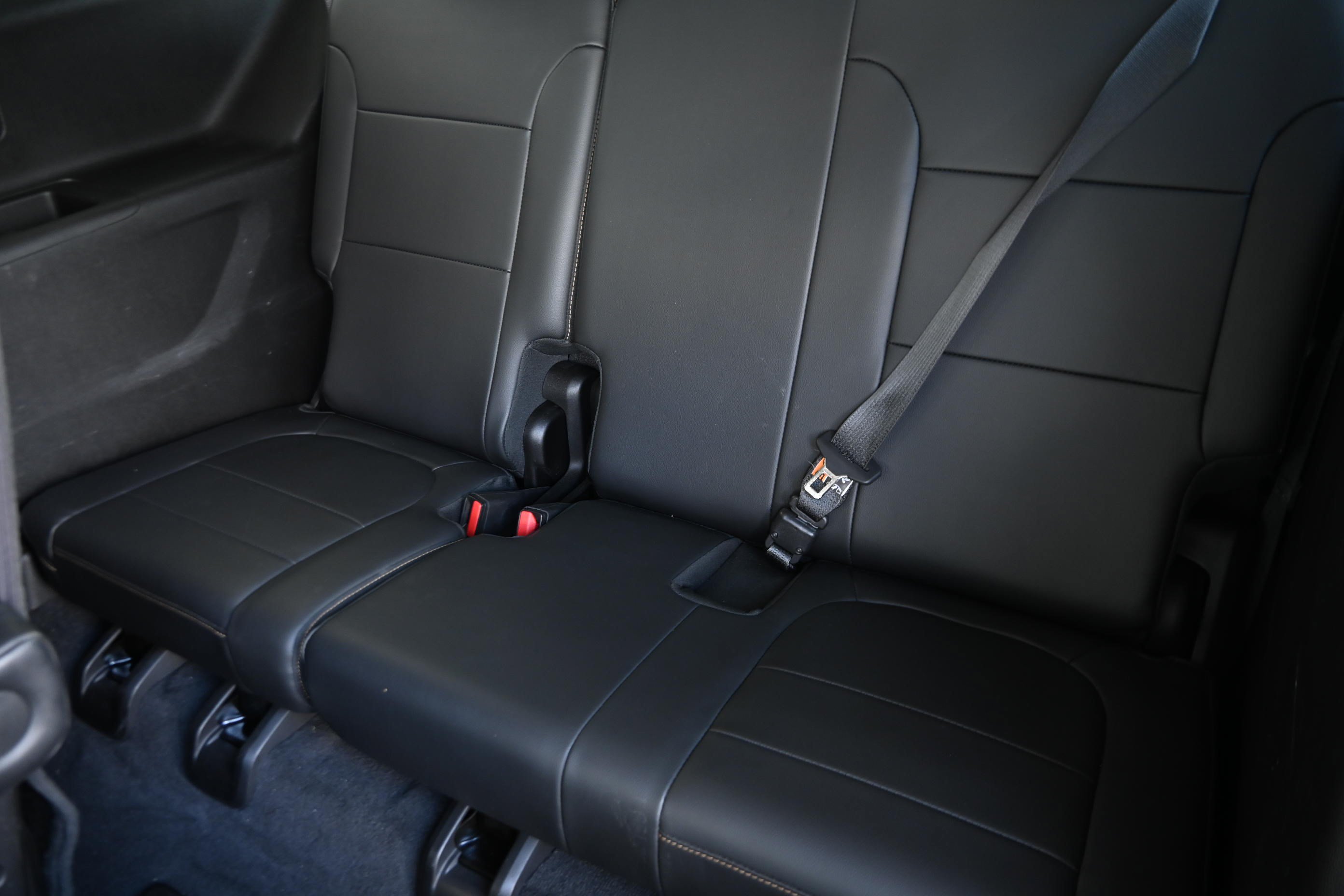 Used 2019 Chevrolet Traverse RS FWD image 13