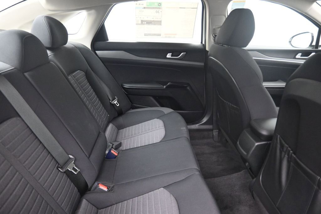 New 2026 Kia K5 LXS FWD image 19