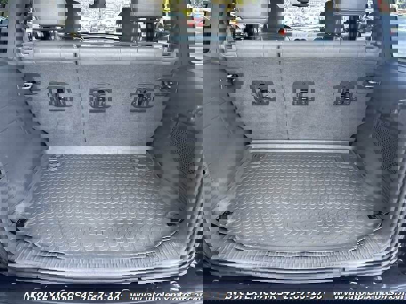 Used 2005 Jeep Liberty Limited image 10