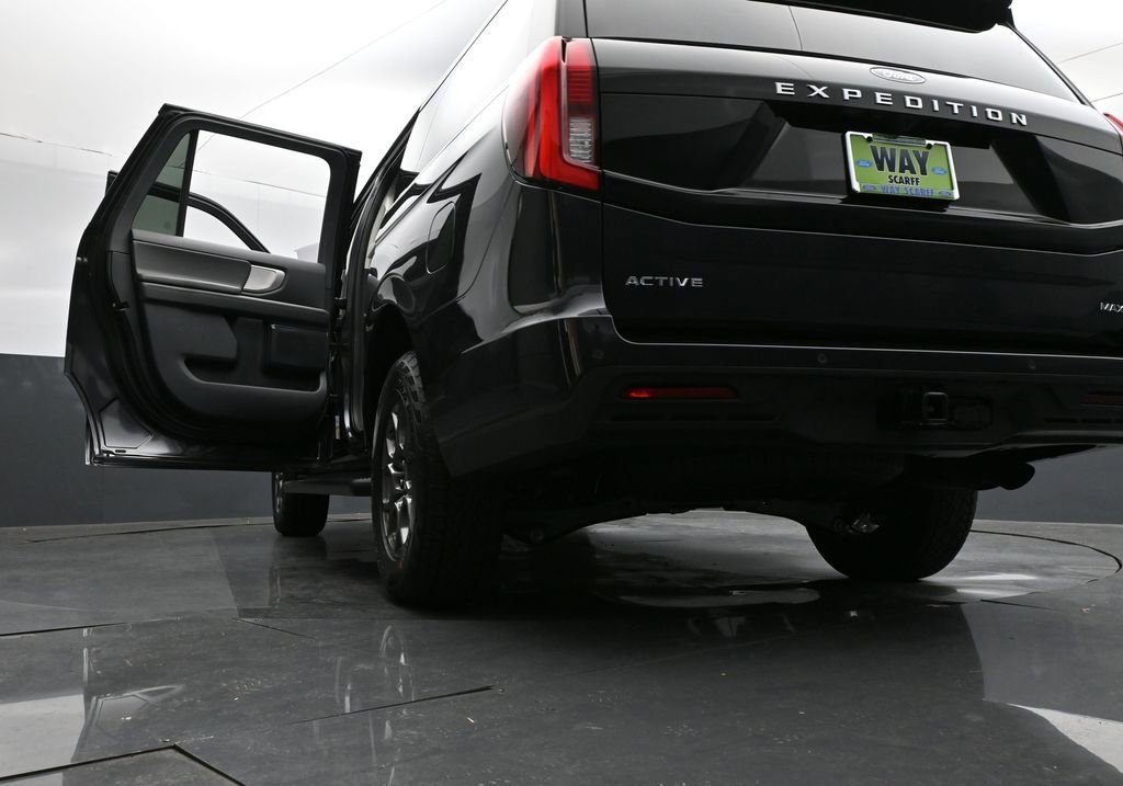New 2026 Ford Expedition Max Active AWD/4WD image 37