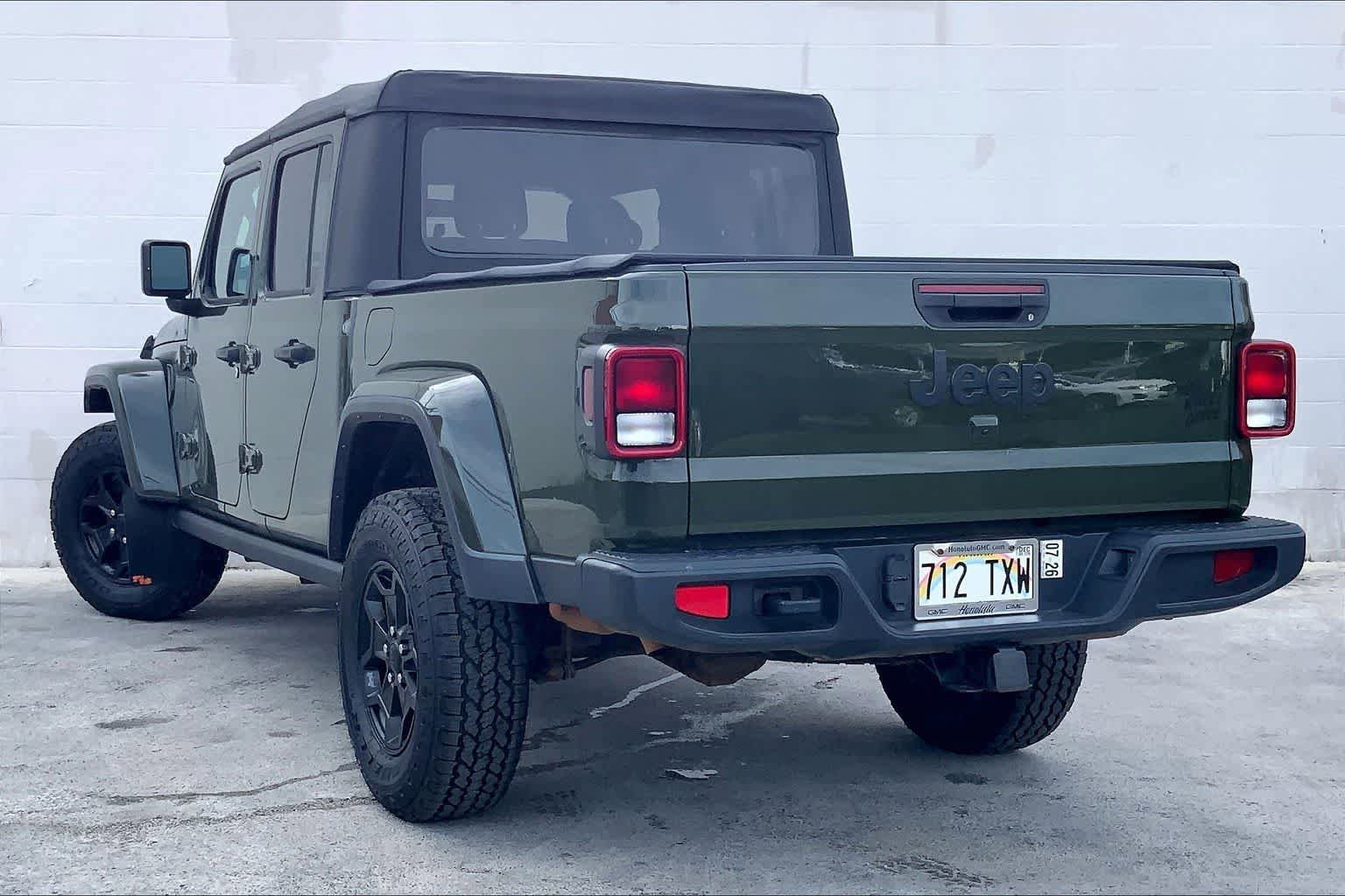 Used 2022 Jeep Gladiator Sport AWD/4WD image 5
