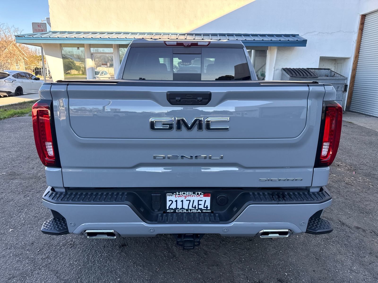 Used 2025 GMC Sierra 1500 Denali Ultimate image 4