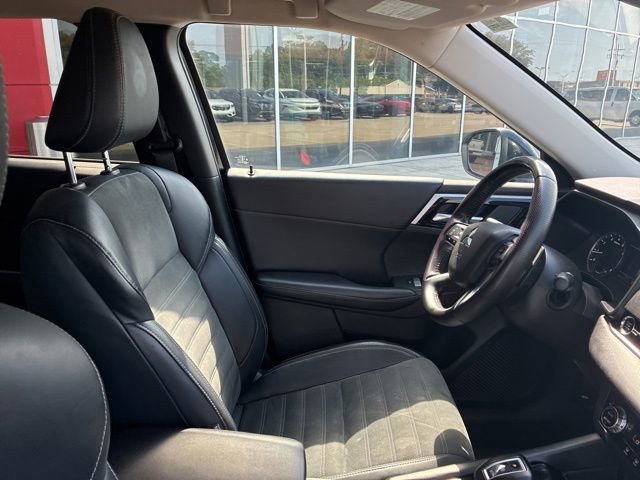 Used 2024 Mitsubishi Outlander SE FWD image 10