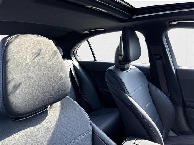 New 2025 Mercedes-Benz C 300 4MATIC Sedan image 22