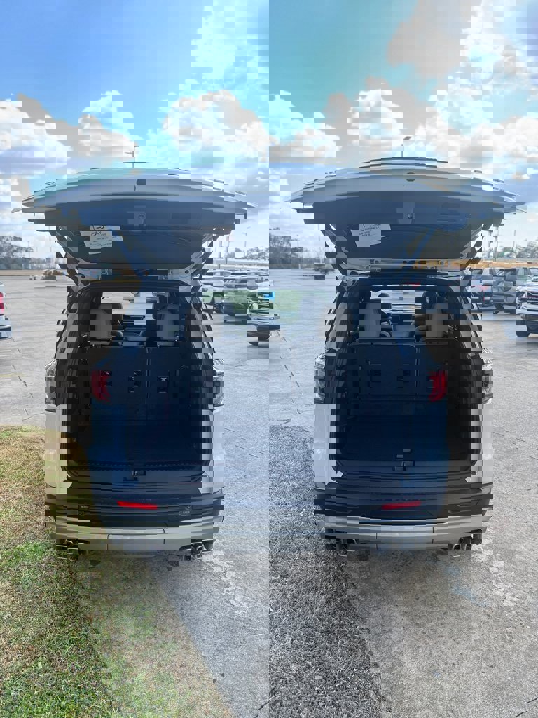 New 2026 GMC Acadia Elevation w/ Elevation Premium Package image 8