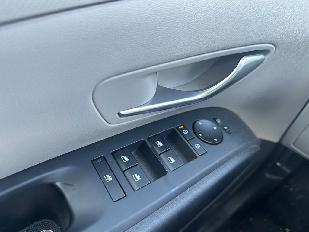Used 2025 Hyundai Tucson SE image 11