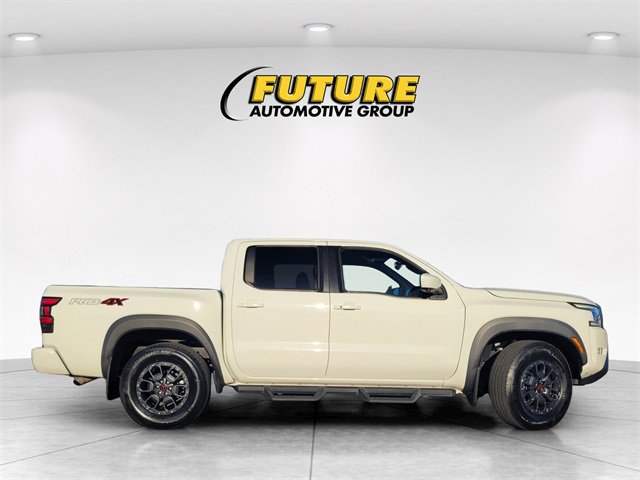 Used 2022 Nissan Frontier PRO-4X w/ Pro-4X Premium Package image 3