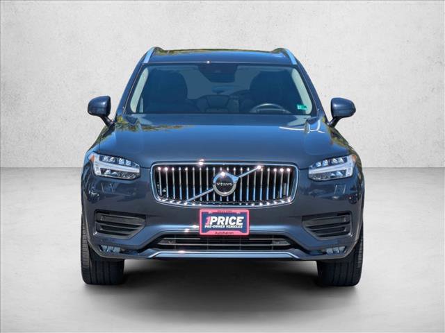 Used 2022 Volvo XC90 T6 Momentum w/ Advanced Package image 2