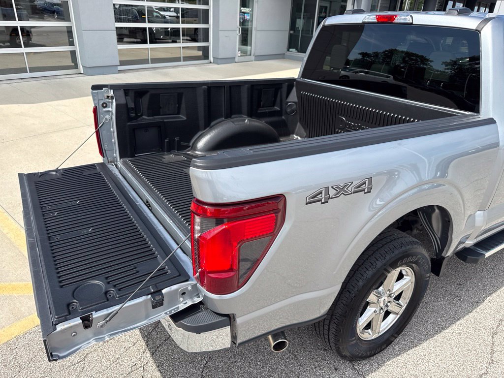 Used 2025 Ford F150 XLT w/ Equipment Group 301A Standard AWD/4WD image 17