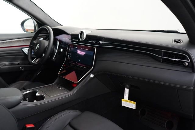 Used 2025 Maserati Grecale GT image 16