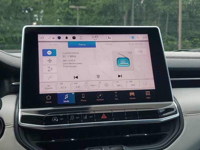 Certified 2023 Jeep Compass Limited w/ Elite Group AWD/4WD image 30