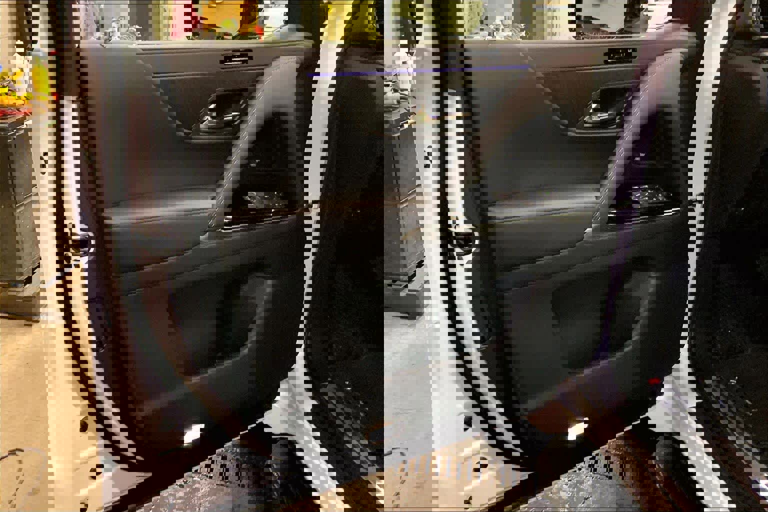 New 2026 Lexus LX 700h Luxury image 10