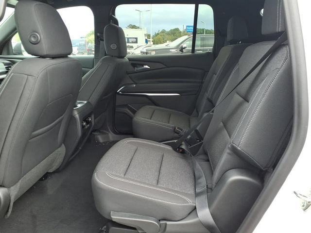 New 2027 Chevrolet Traverse LT FWD image 10