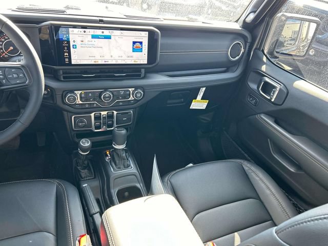 New 2026 Jeep Gladiator Mojave AWD/4WD image 14