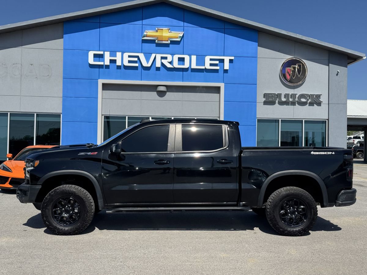 Used 2024 Chevrolet Silverado 1500 ZR2 w/ ZR2 Bison Edition AWD/4WD image 3