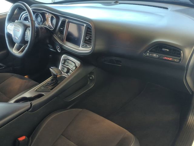 Used 2022 Dodge Challenger R/T Scat Pack w/ Dynamics Package RWD image 23