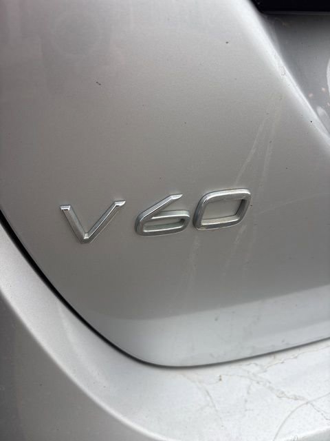 Used 2015 Volvo V60 T5 Platinum image 5