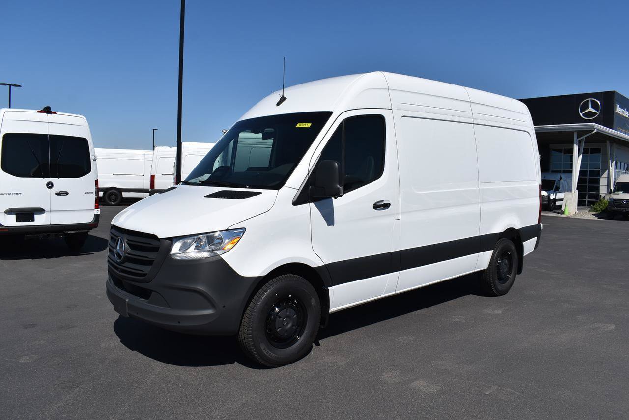 New 2025 Mercedes-Benz Sprinter 2500