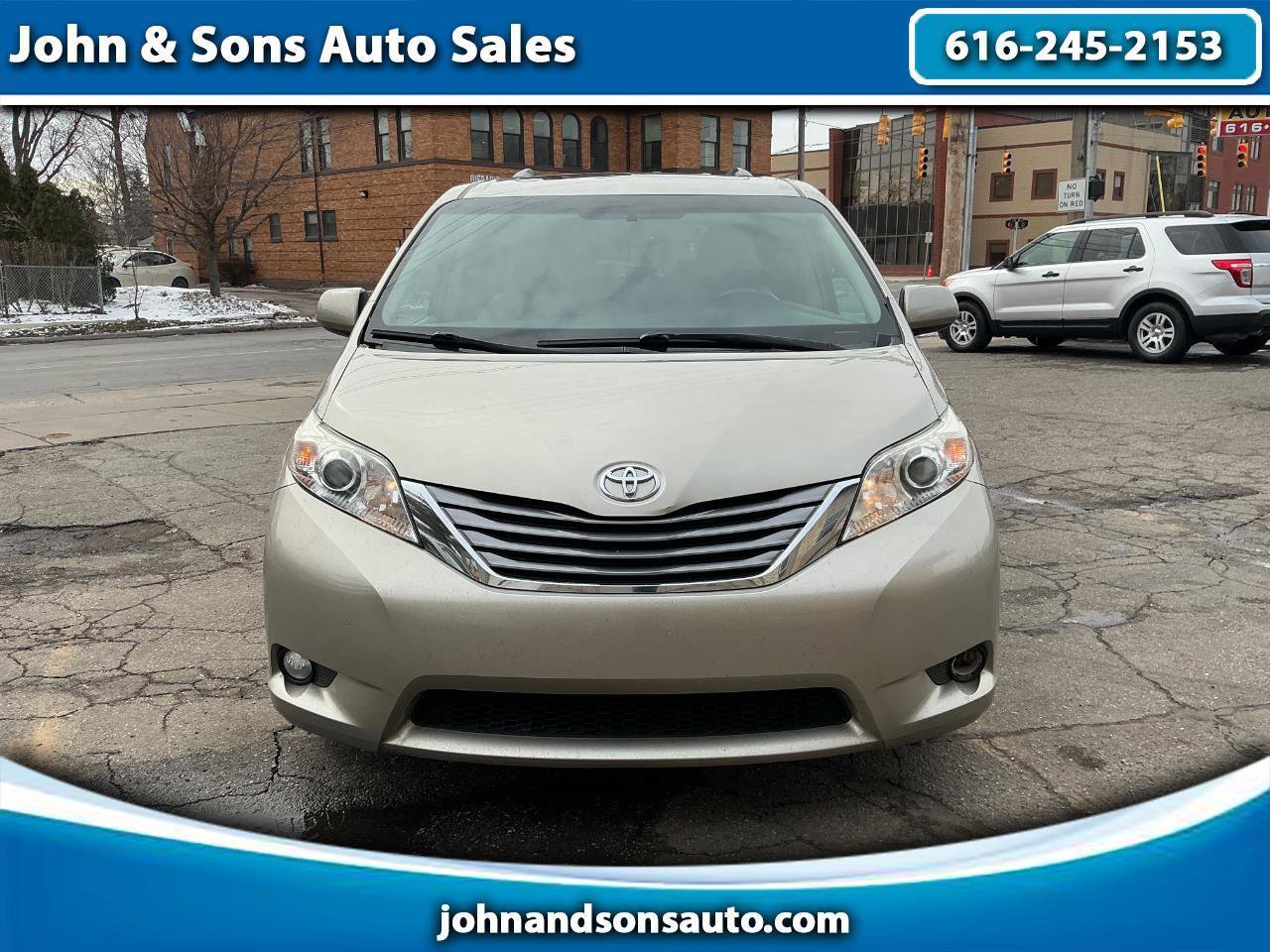 Used 2015 Toyota Sienna XLE