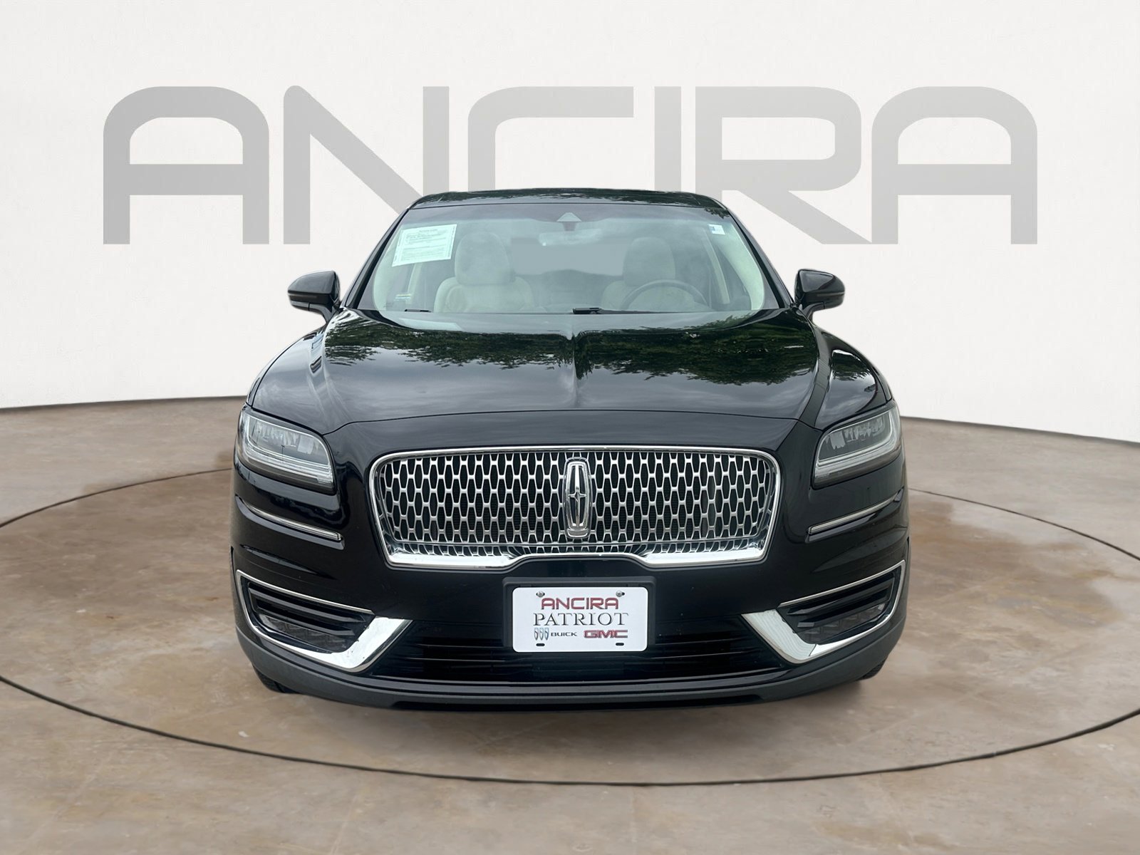 Used 2019 Lincoln Nautilus Select AWD/4WD image 5