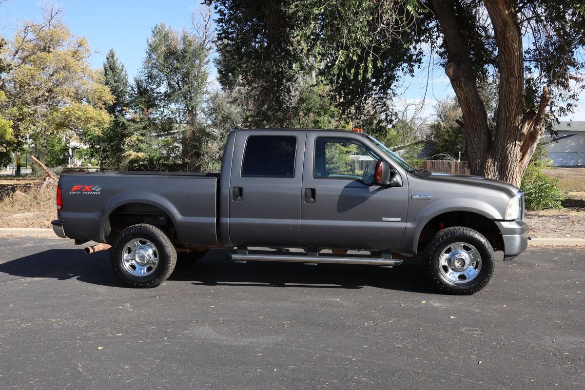 Used 2006 Ford F350 XLT AWD/4WD image 3