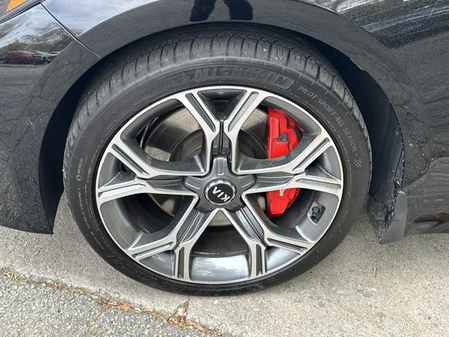 Certified 2020 Kia Stinger GT1 image 12