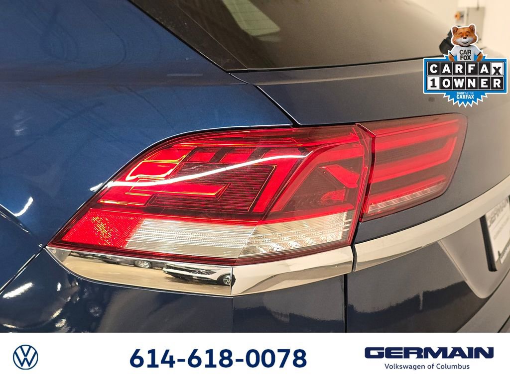 Used 2020 Volkswagen Atlas Cross Sport SEL image 19