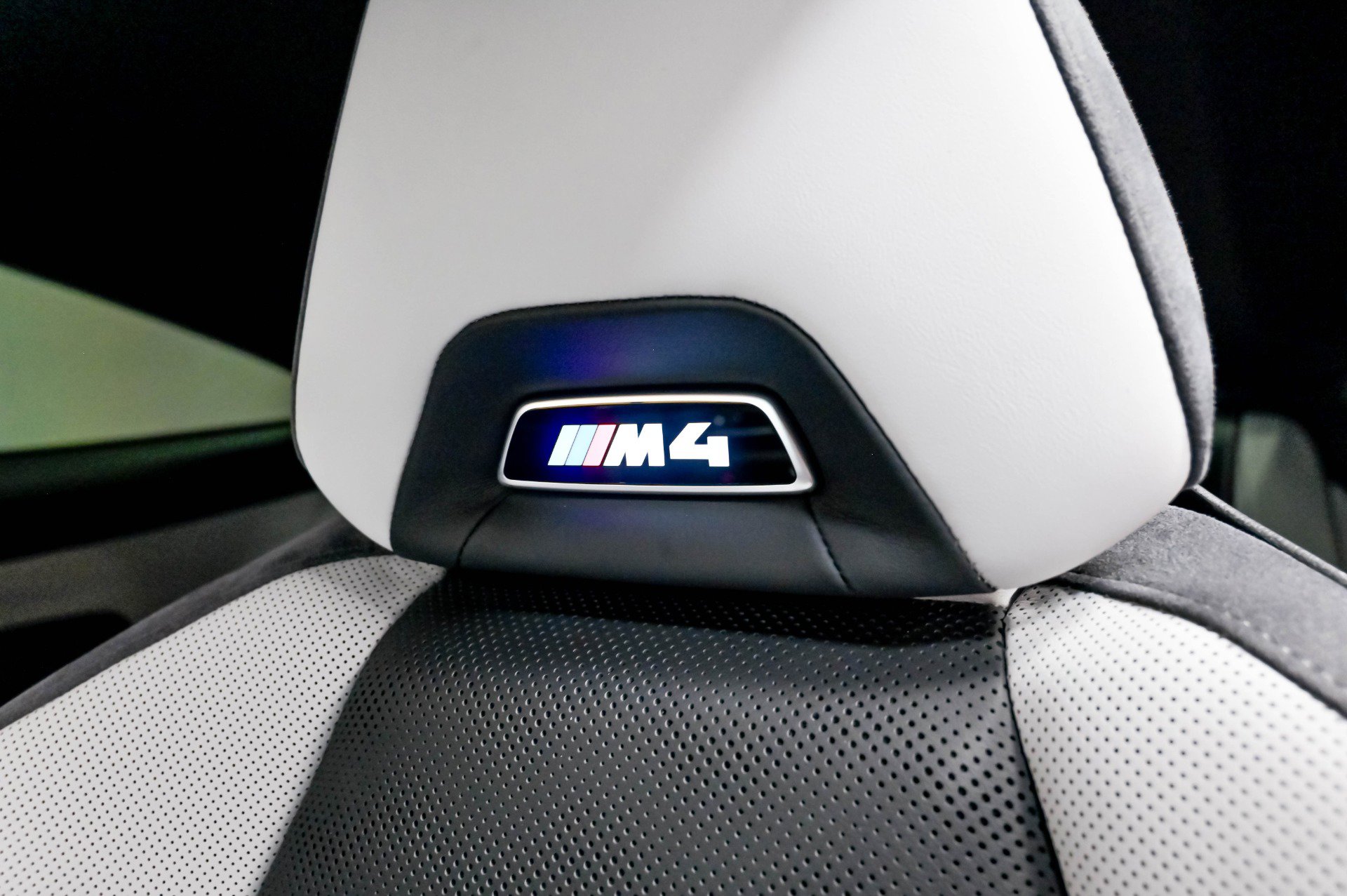 Used 2024 BMW M4 xDrive Competition AWD/4WD image 9