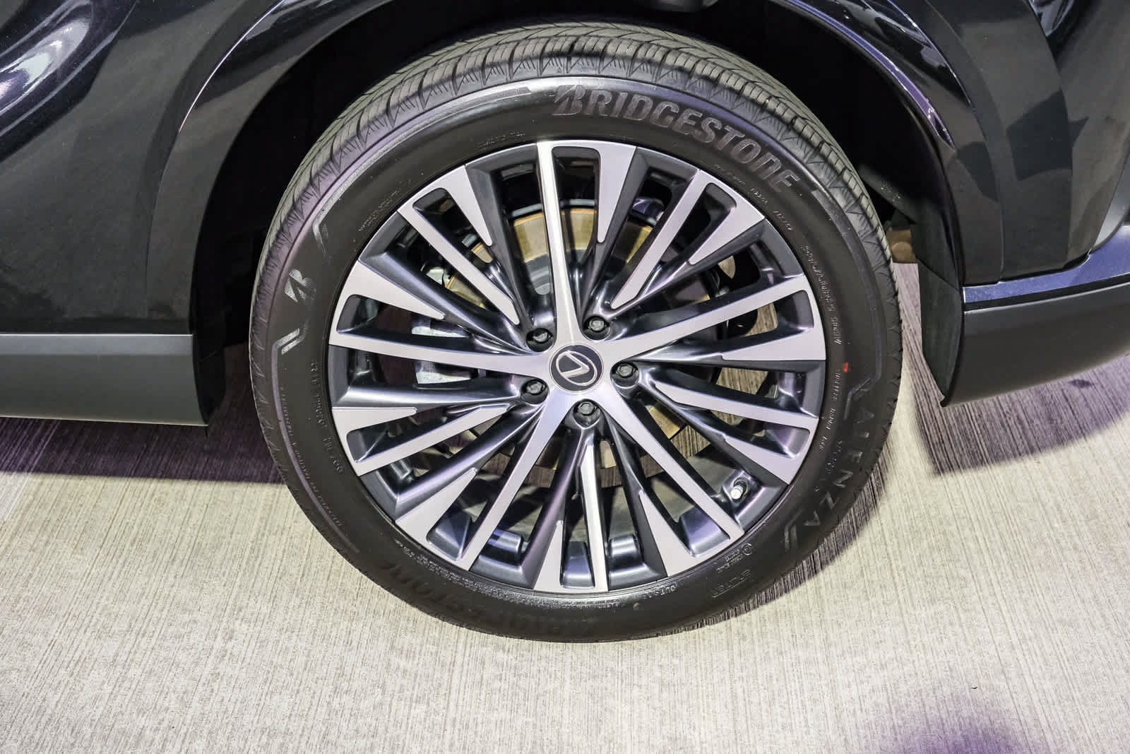Used 2024 Lexus RX 350 Premium Plus w/ Accessory Package (Z1) FWD image 8