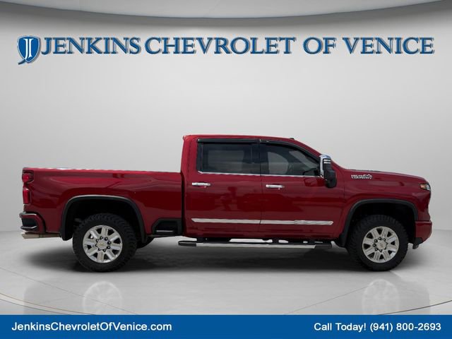 Used 2024 Chevrolet Silverado 2500 High Country w/ High Country Premium Package image 4