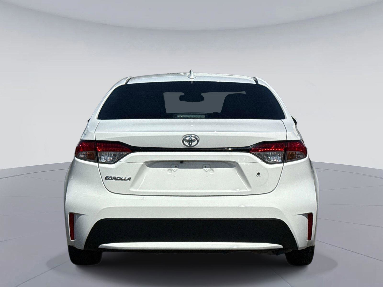 Used 2020 Toyota Corolla L FWD image 4