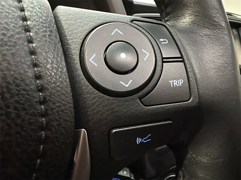 Used 2016 Toyota RAV4 SE image 23