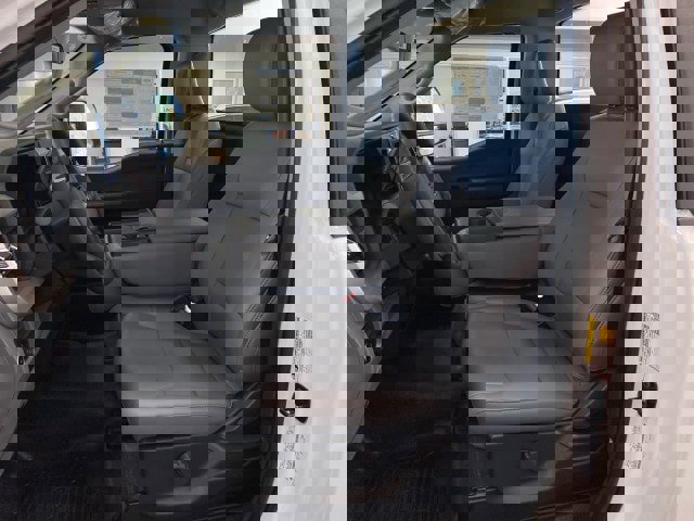 New 2026 Ford F250 XL w/ XL Chrome Package image 10
